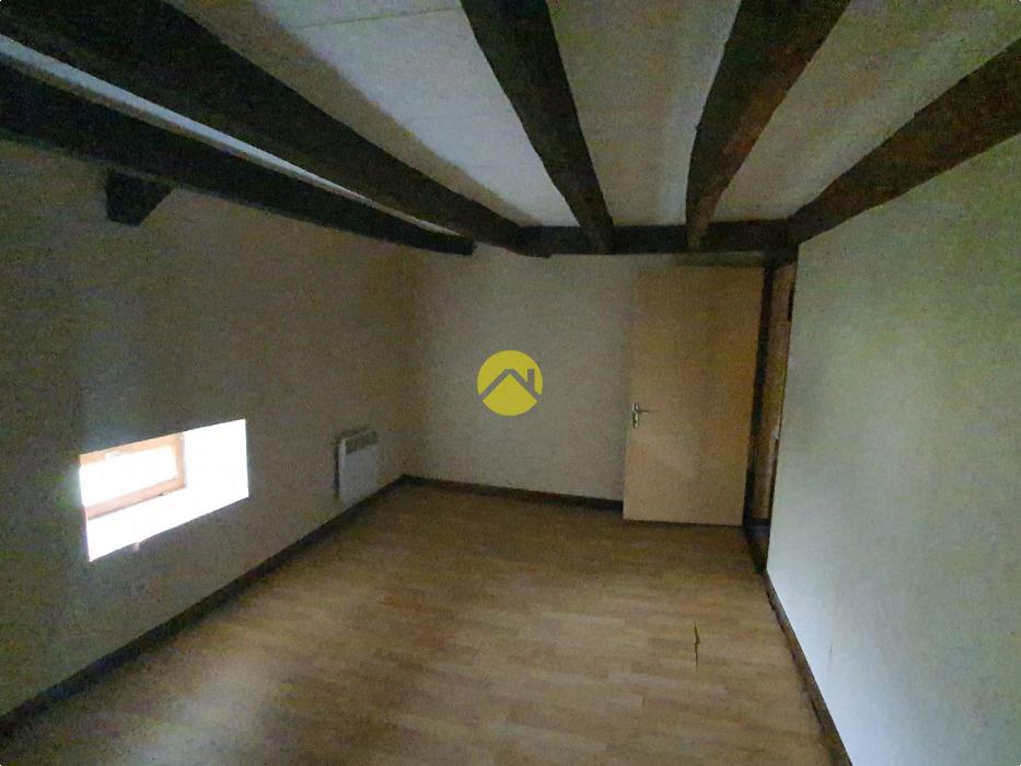 BELLE MAISON EN PIERRES