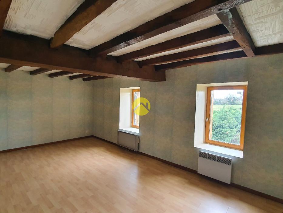 BELLE MAISON EN PIERRES