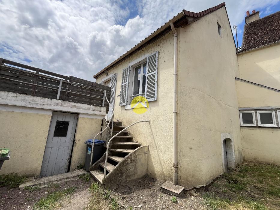 Maison de Ville Avec Garage