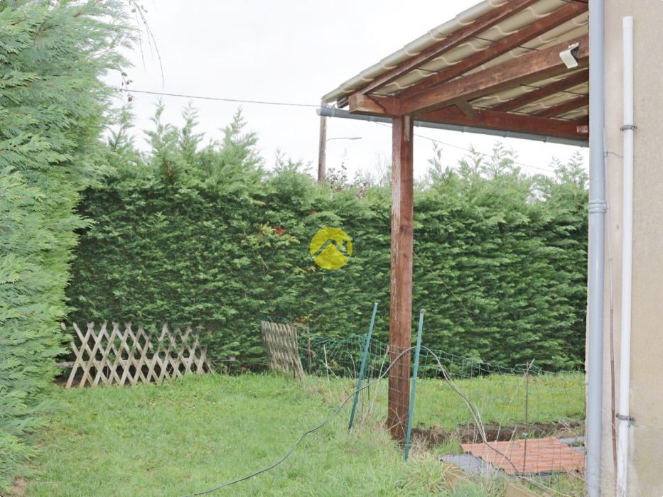 MAISON DE CHARME AVEC JARDIN