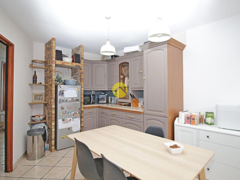 MAISON DE CHARME AVEC JARDIN