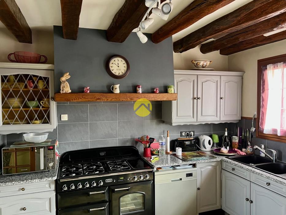 LONGERE -POSEZ VOS VALISES