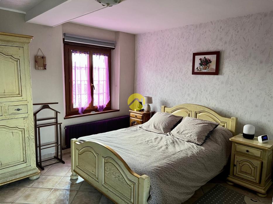 LONGERE -POSEZ VOS VALISES