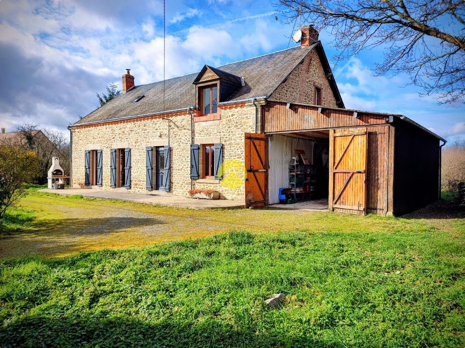Longère de 1833 restaurée de 155m².