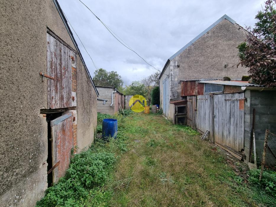 MAISON AVEC 700 M DE TERRAIN