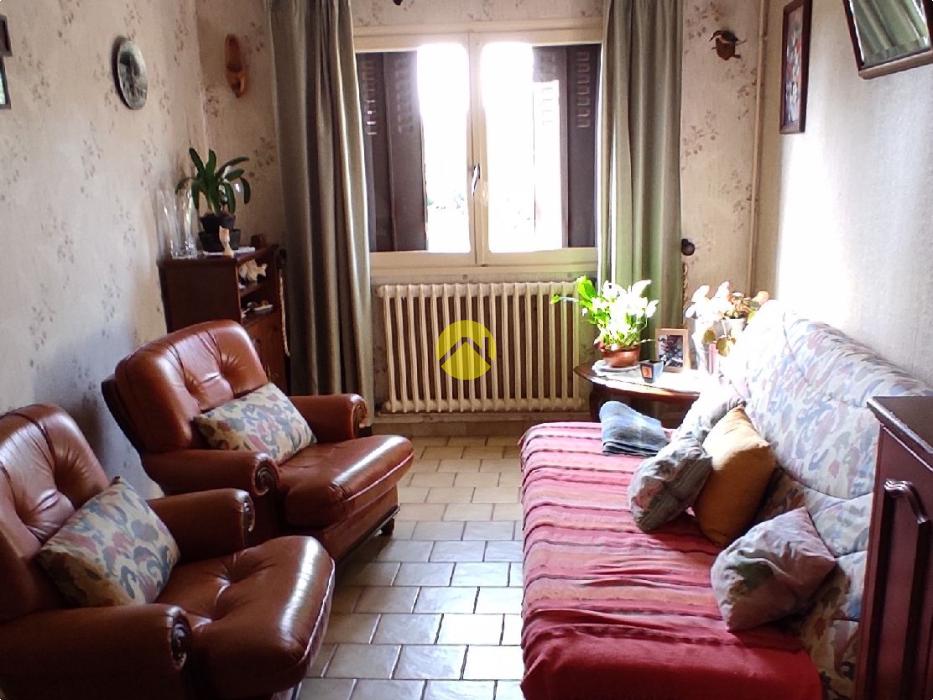 Maison avec pré-mare non attenant