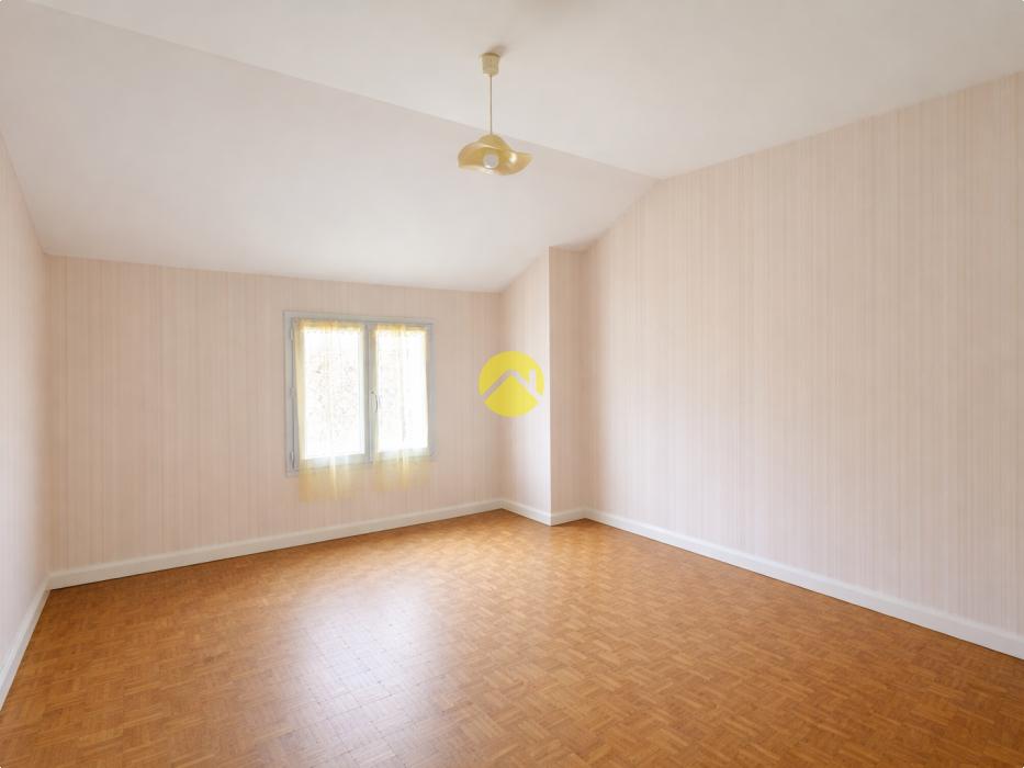 WHAT A BEAUTIFUL TINY HOUSE !