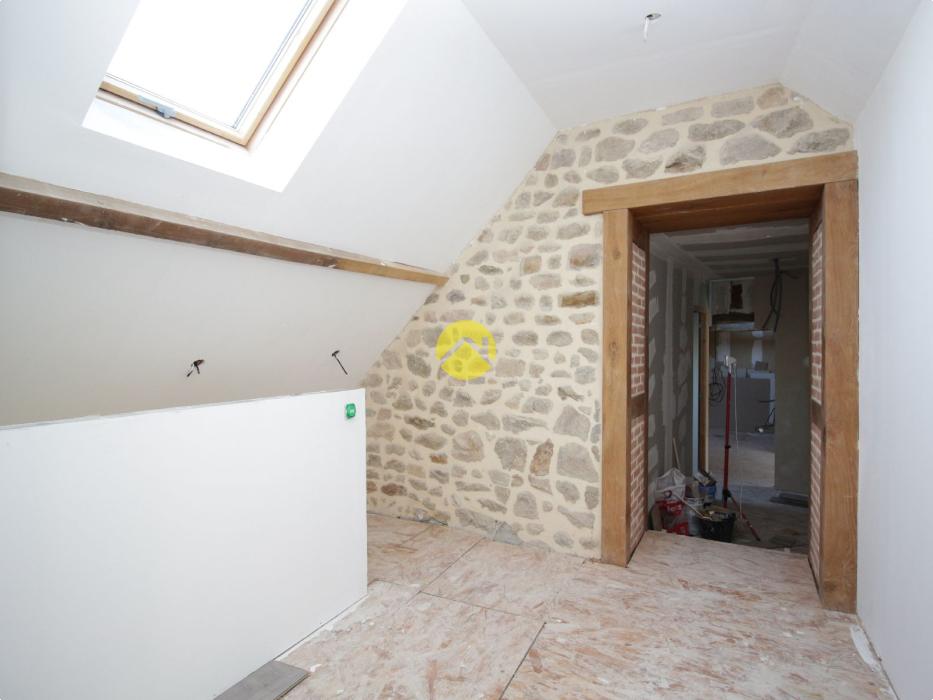 Maison rénovée à terminer