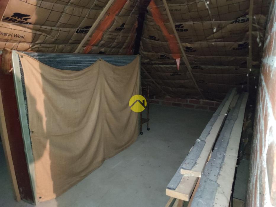 Pavillon de 75m²...