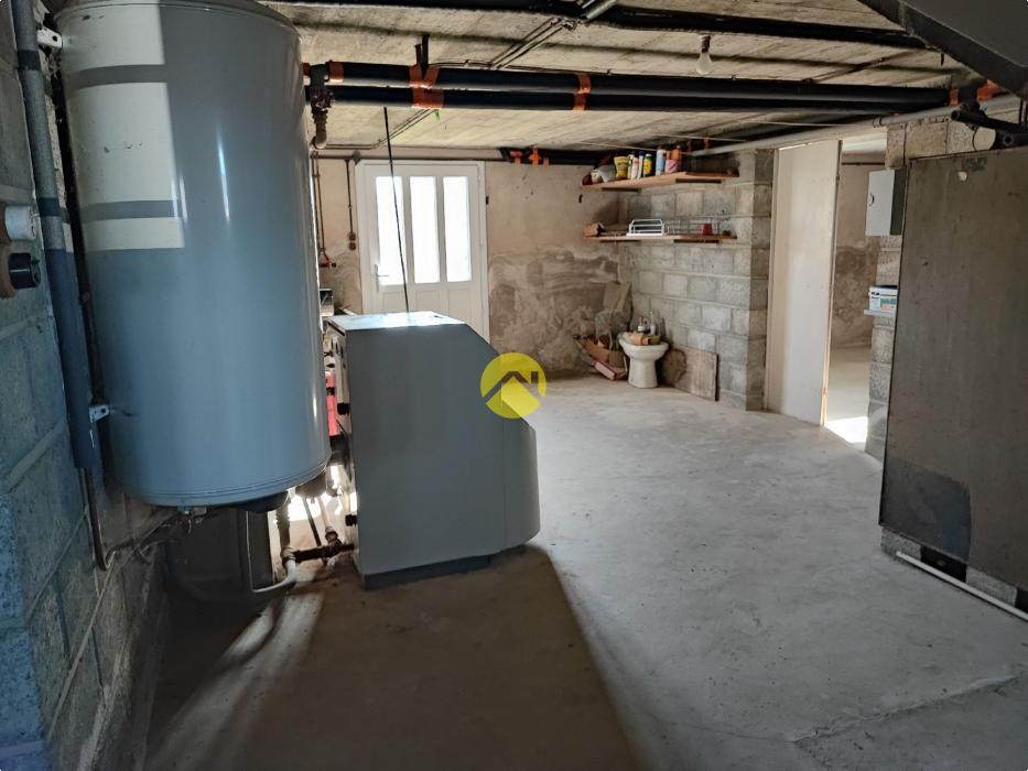 Pavillon de 75m²...