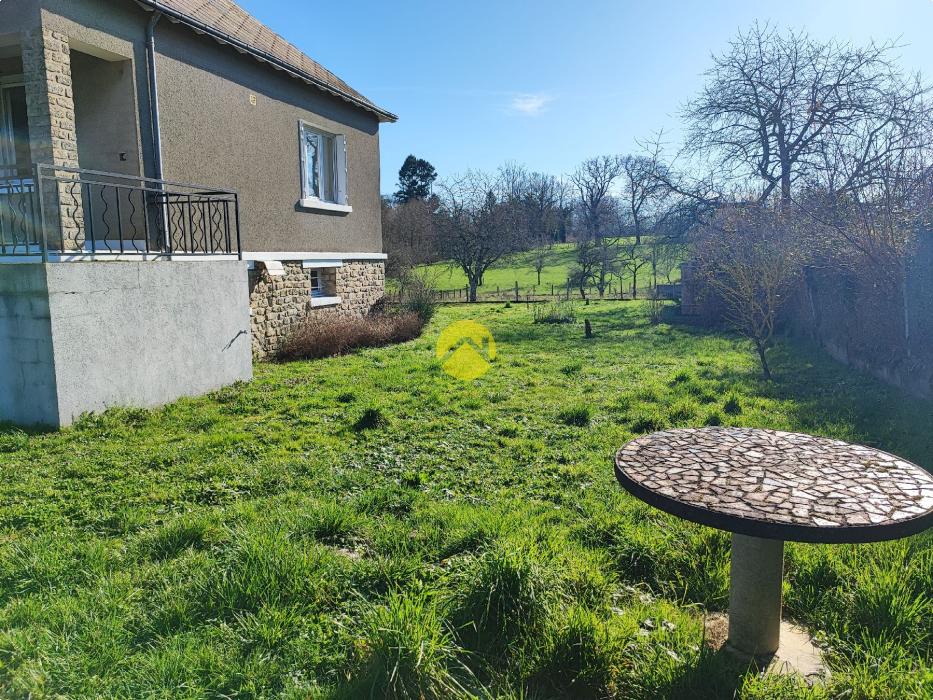 Pavillon de 75m²...