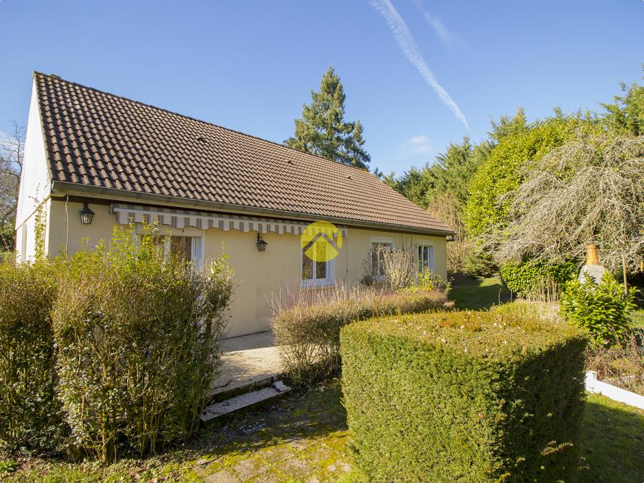 PAVILLON SUR GRAND TERRAIN