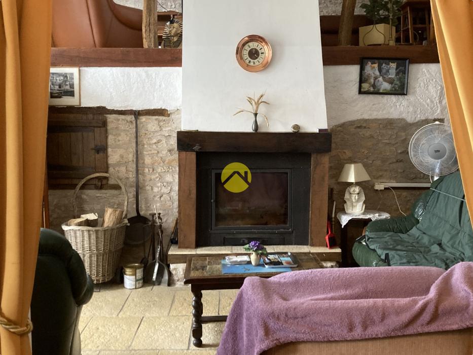 LONGERE ATYPIQUE 5 PIECES ET 1 HA