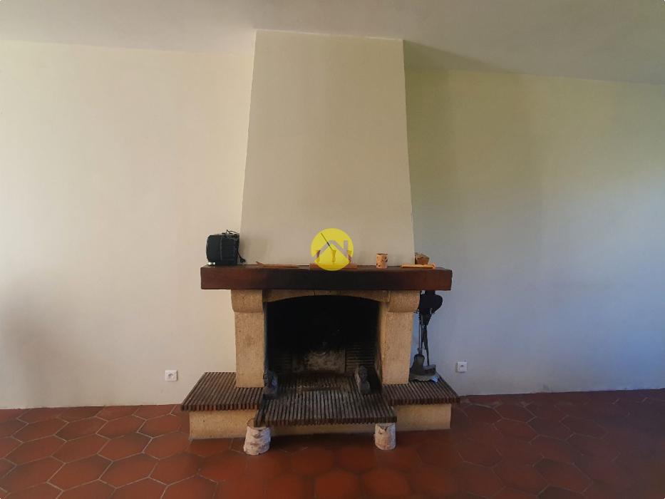 MAISON DE CARACTERE AU CALME