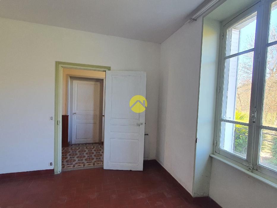 MAISON DE CARACTERE AU CALME