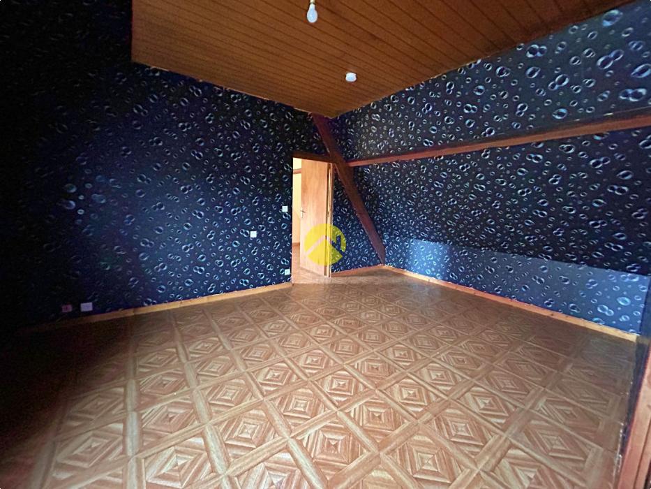 maison de ville à saisir