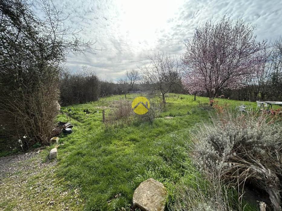 longère avec 4 ha de prairie