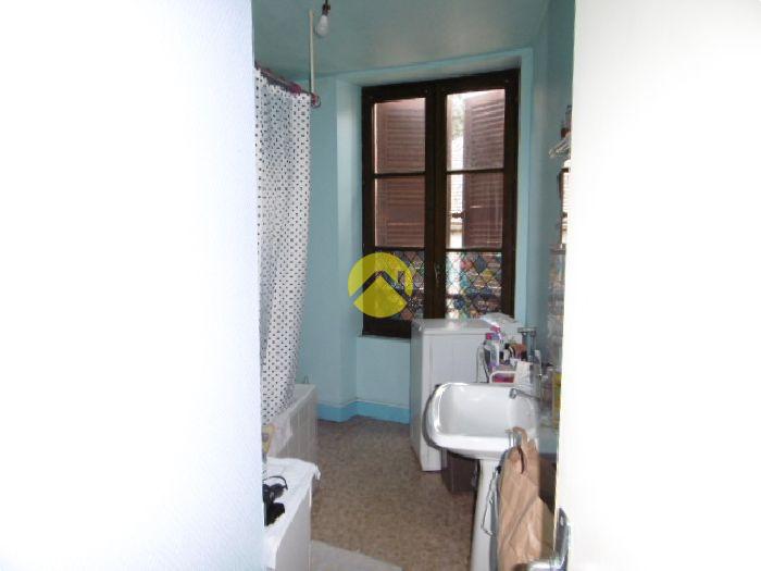 Bon rapport locatif possible.