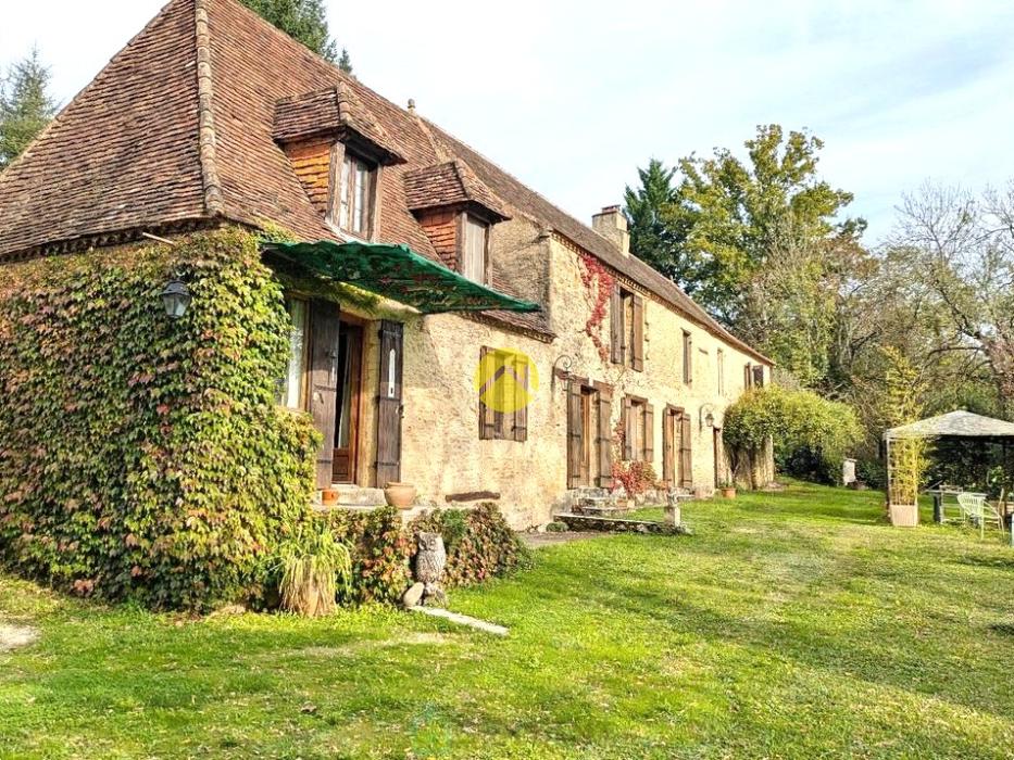 BELLE LONGERE BEAUCOUP DE CACHET