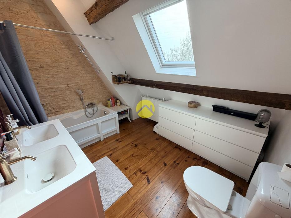 Maison rénovée avec piscine