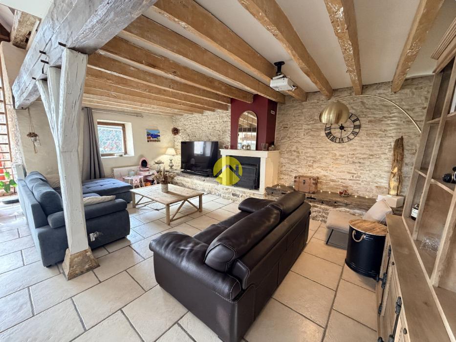 Maison rénovée avec piscine