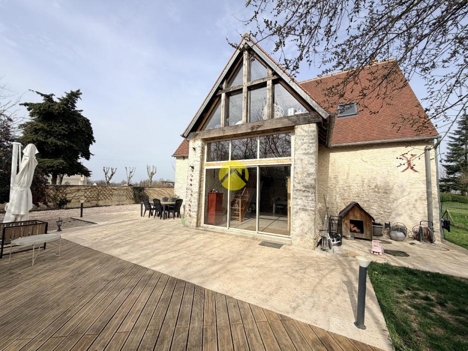 Maison rénovée avec piscine