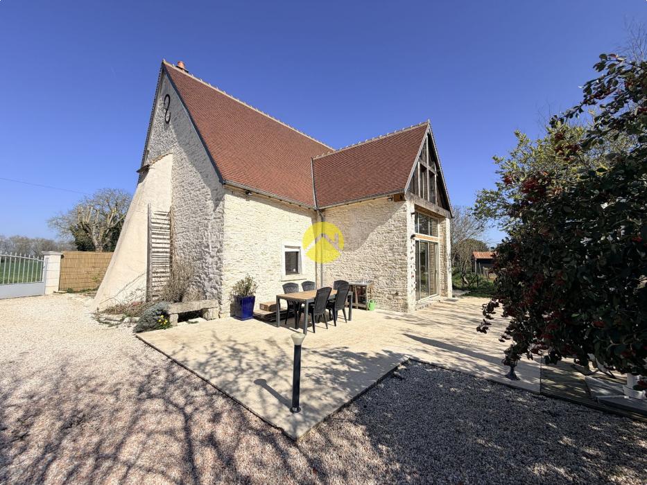 Maison rénovée avec piscine