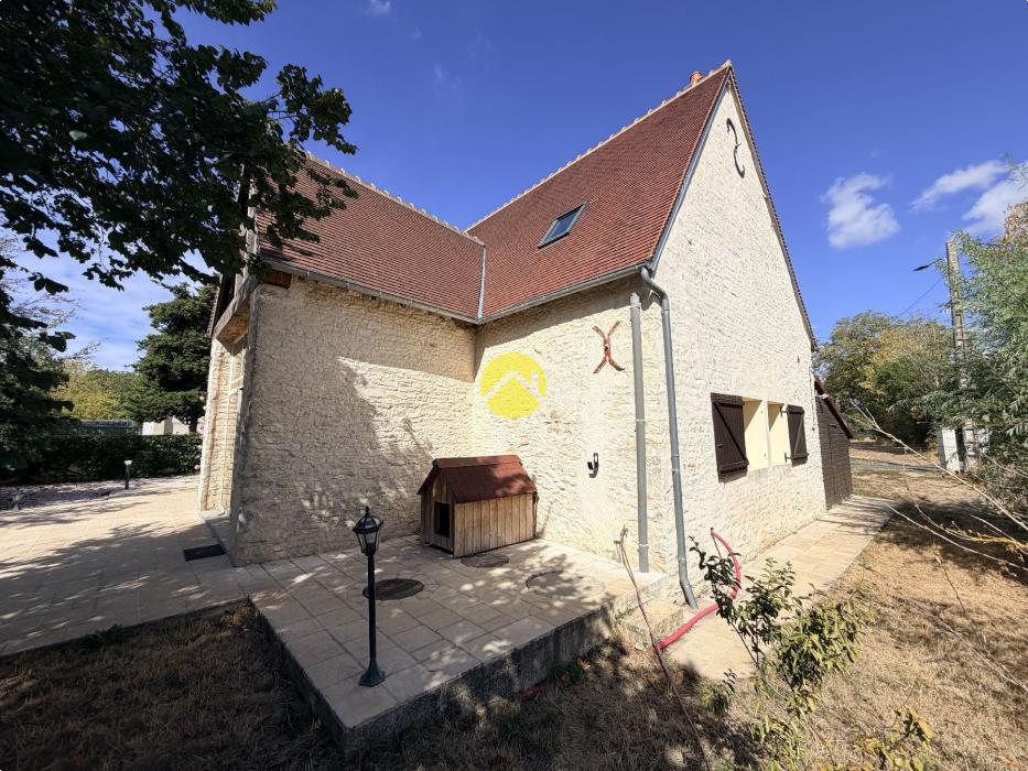Maison rénovée avec piscine