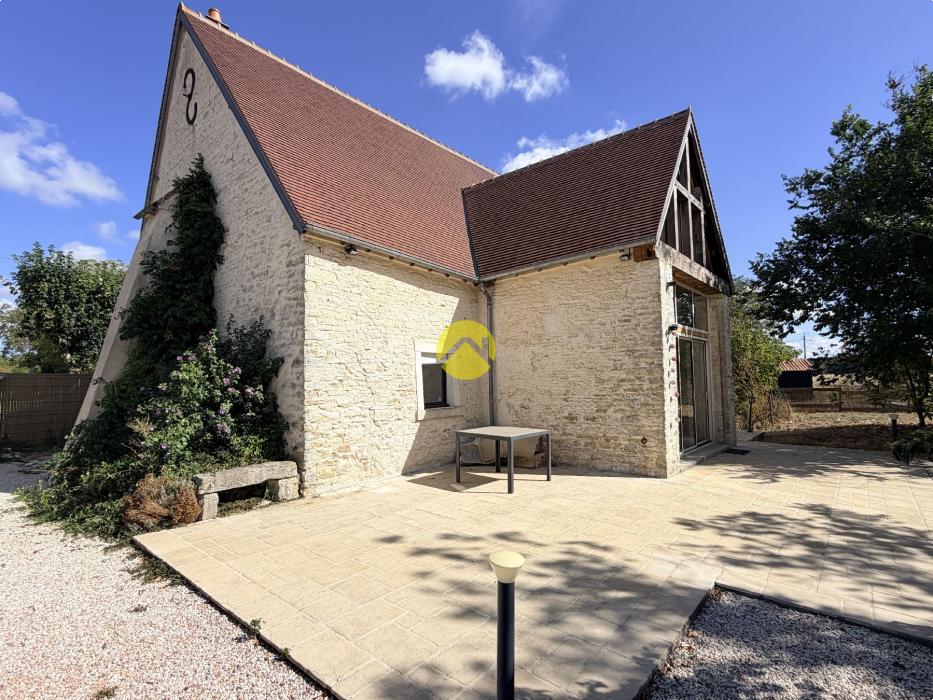 Maison rénovée avec piscine