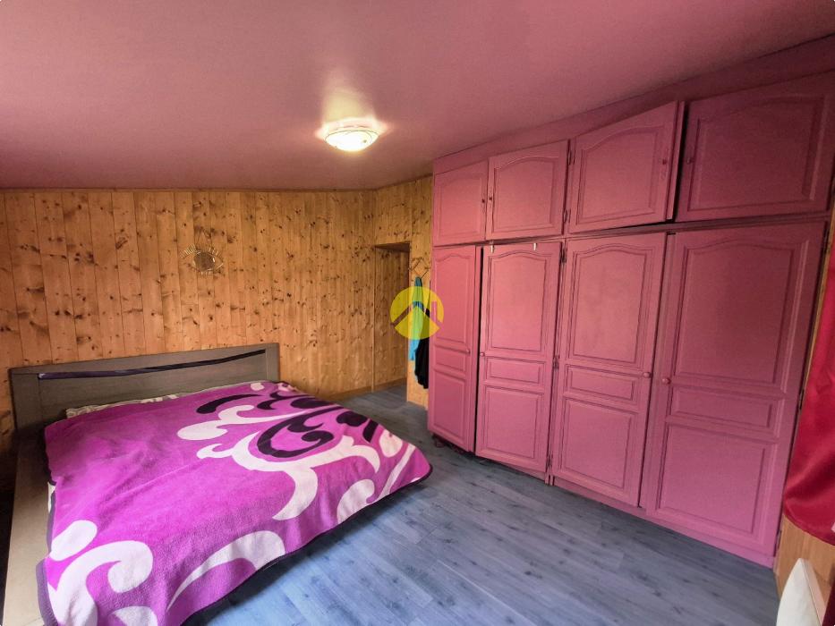  MAISON 200M² AVEC GRAND TERRAIN 