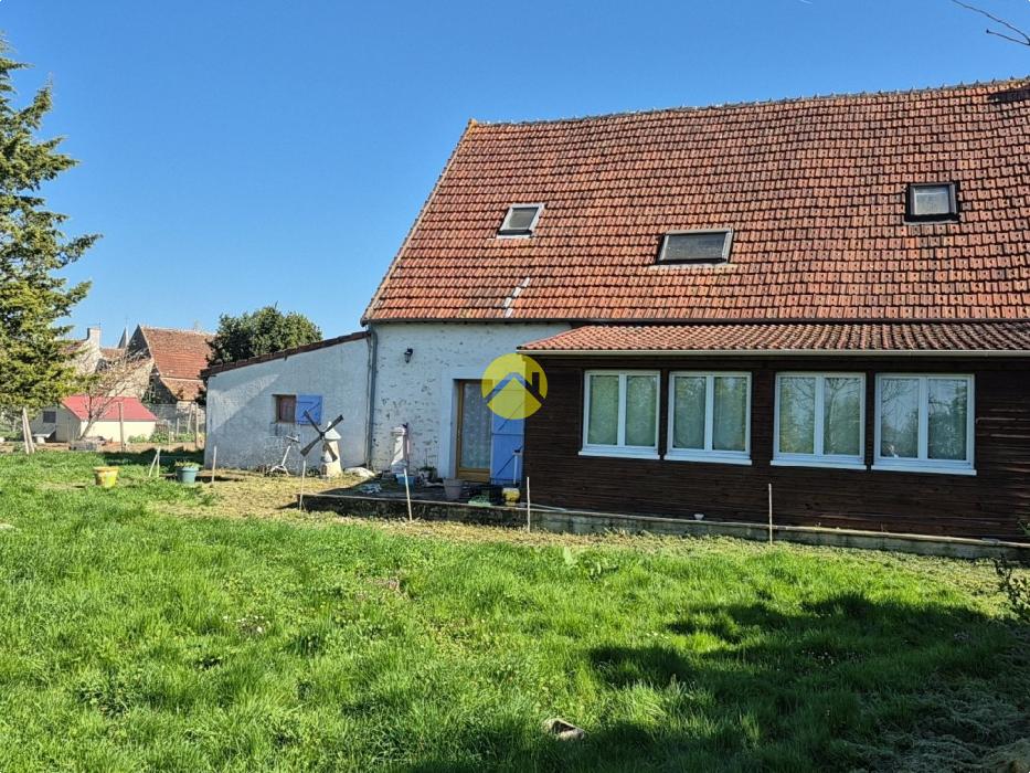  MAISON 200M² AVEC GRAND TERRAIN 