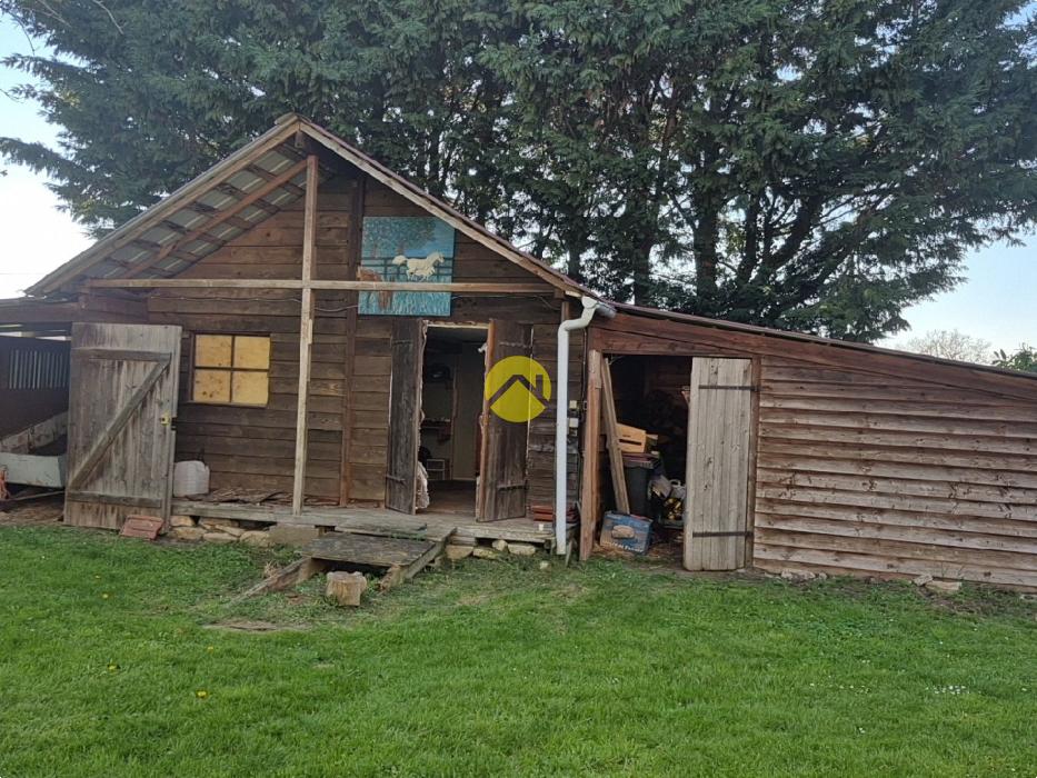  MAISON 200M² AVEC GRAND TERRAIN 