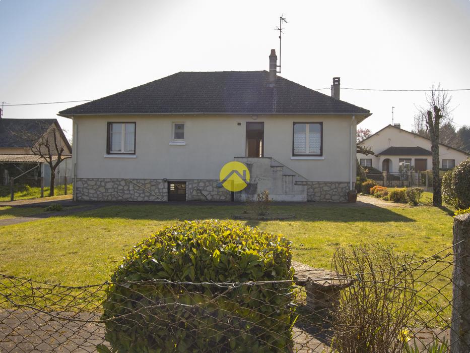 PAVILLON AVEC GRAND TERRAIN