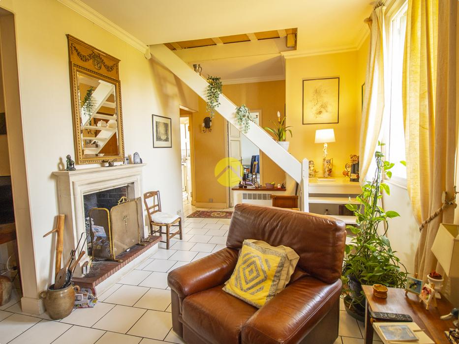 MAISON MITOYENNE DE CHARME