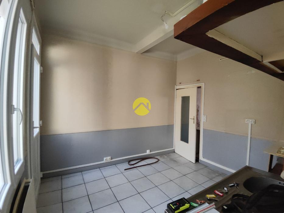 IMMEUBLE + PARKING + GARAGE