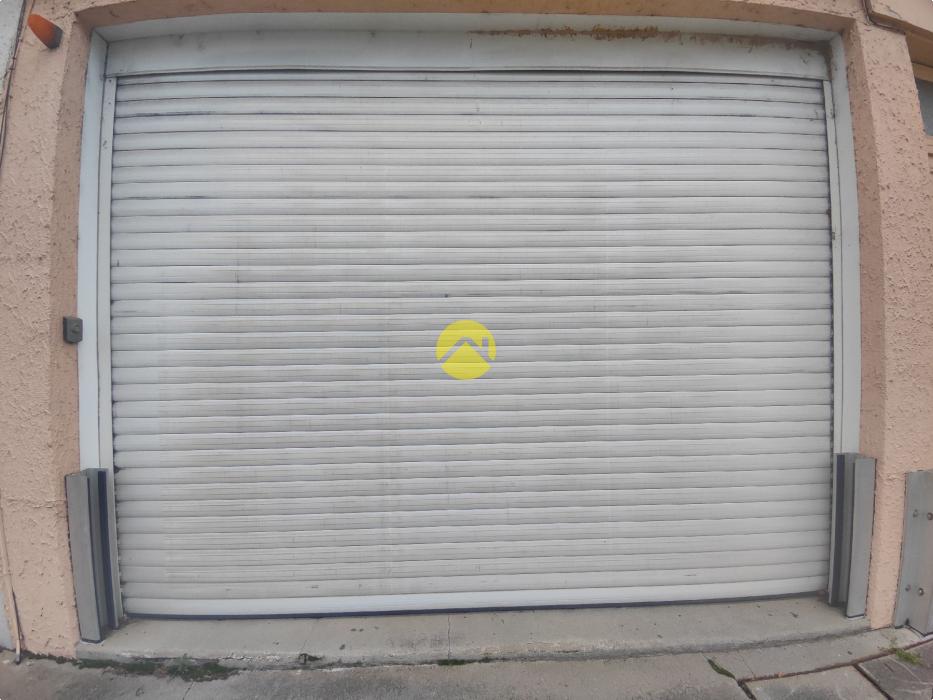 IMMEUBLE + PARKING + GARAGE