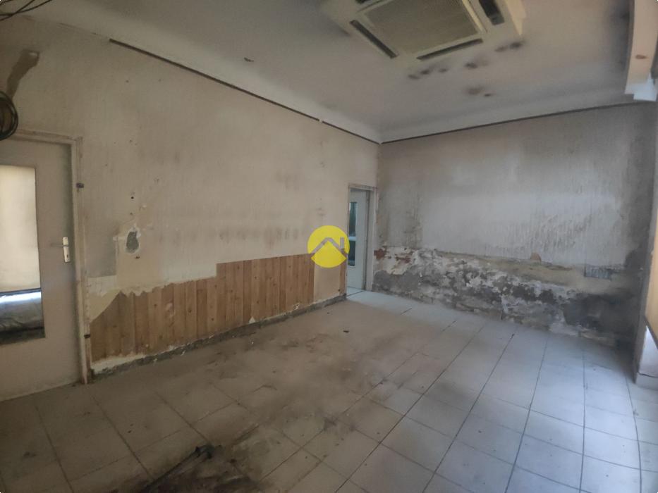 IMMEUBLE + PARKING + GARAGE