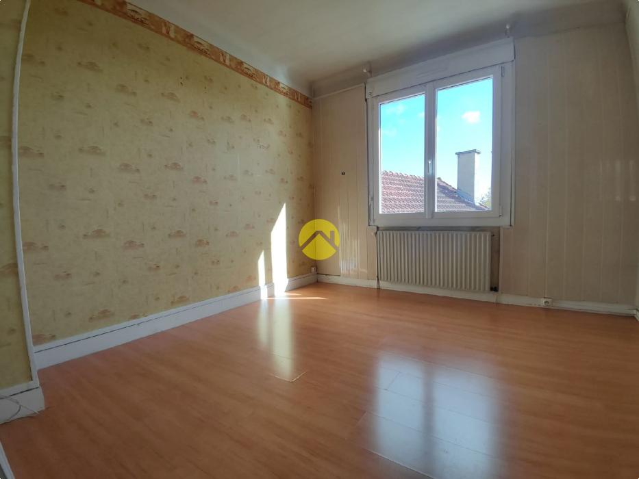 IMMEUBLE + PARKING + GARAGE