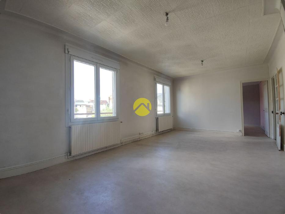 IMMEUBLE + PARKING + GARAGE