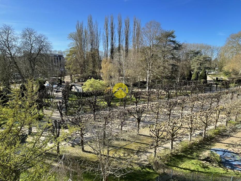 APPARTEMENT  PRES FLEURIS