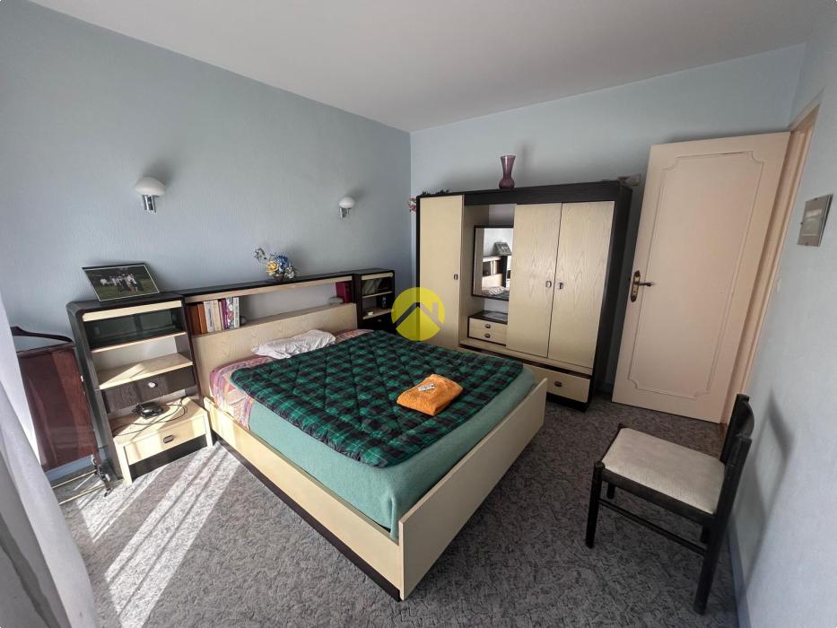 APPARTEMENT  PRES FLEURIS