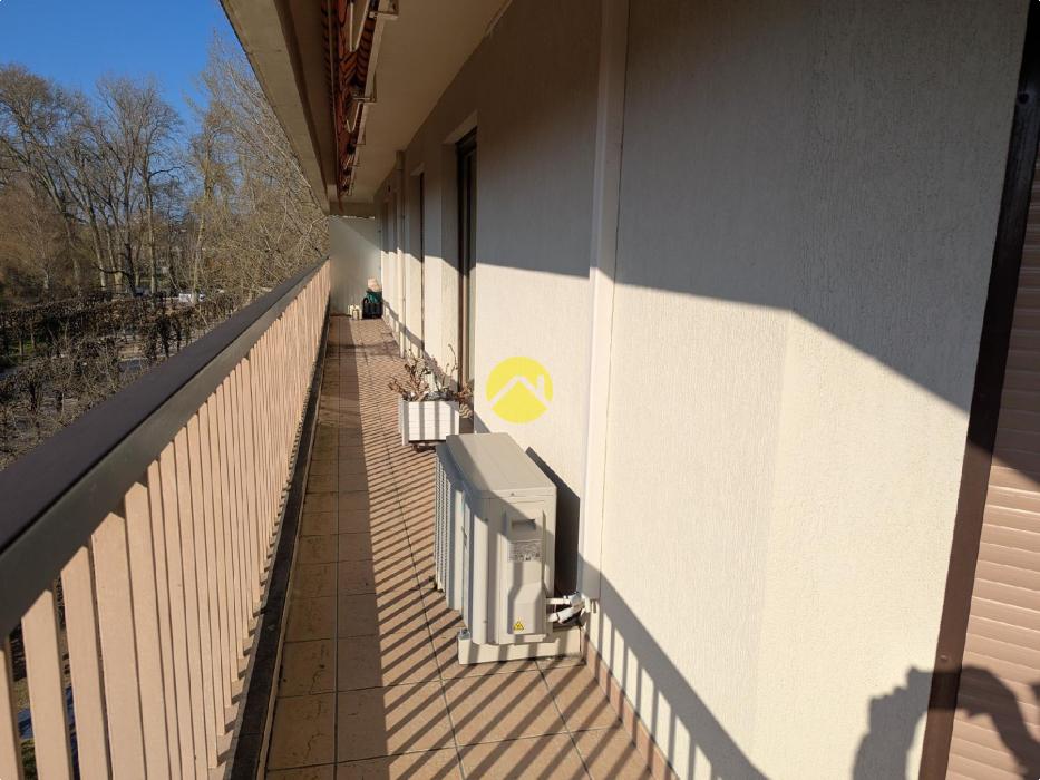 Apt 103m².3 ch.garage