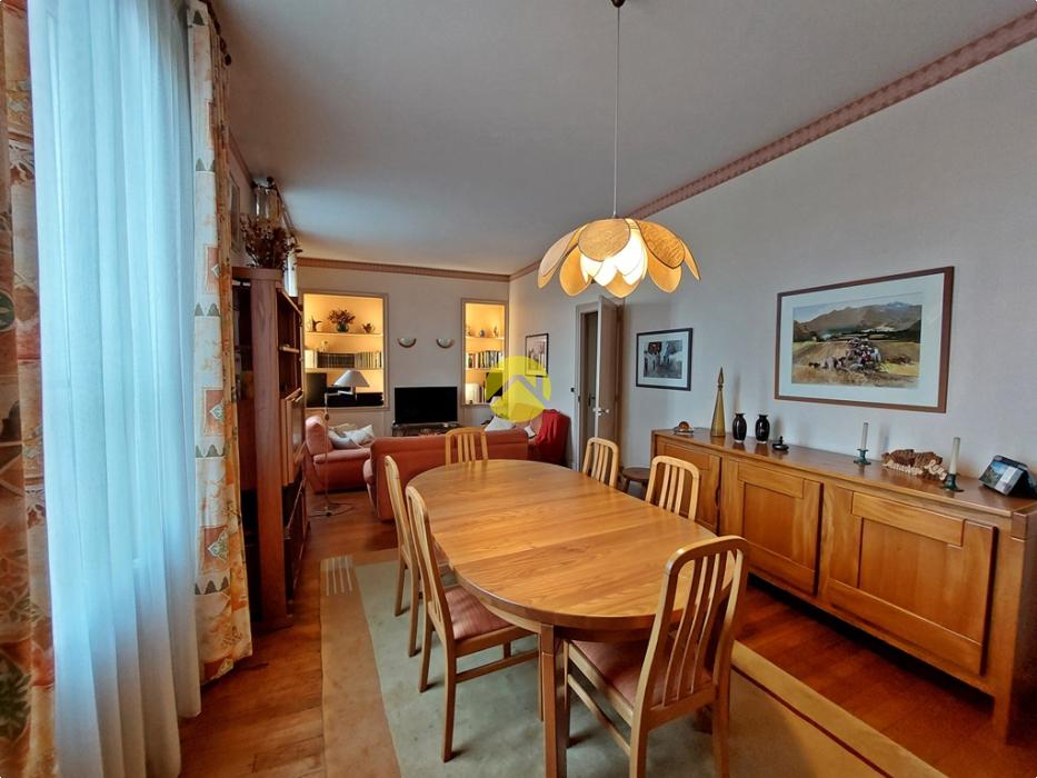 DEMEURE CENTRE VILLE AVEC TERRAIN