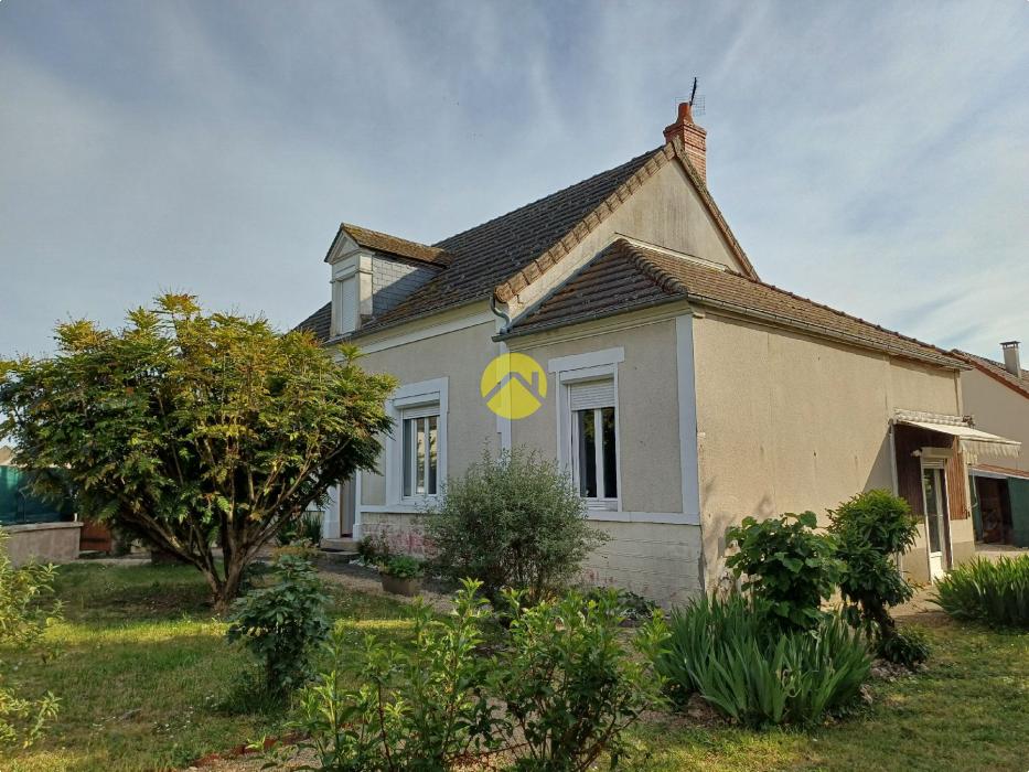 MAISON 90 M2 Terrain et garage