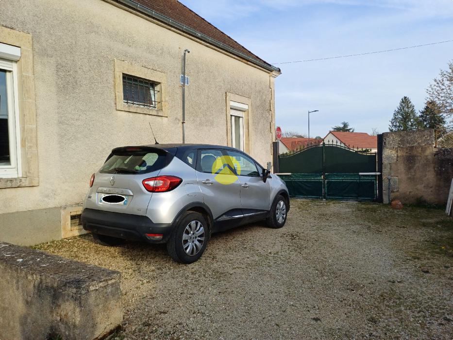 Maison 90 M2 Terrain et garage 