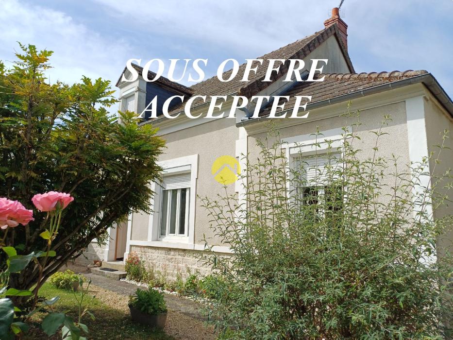 MAISON 90 M2 Terrain et garage