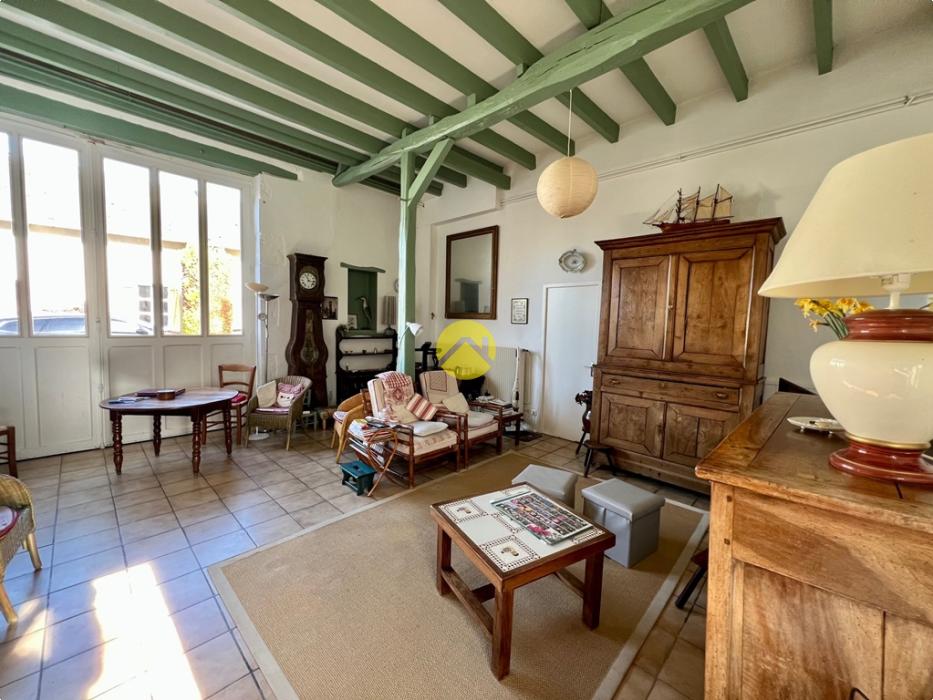 CORP DE FERME HABITABLE