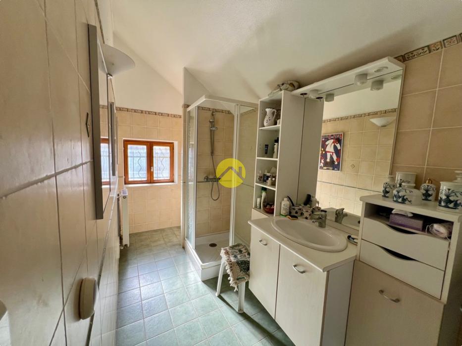 CORP DE FERME HABITABLE