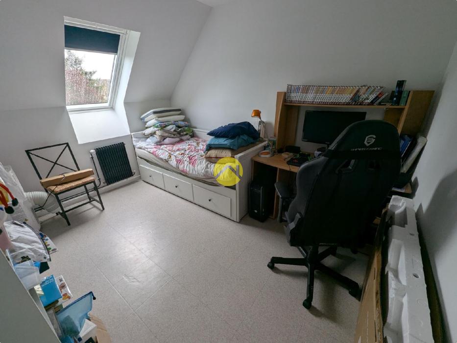 Maison 6 pièces.4 ch.véranda.garage