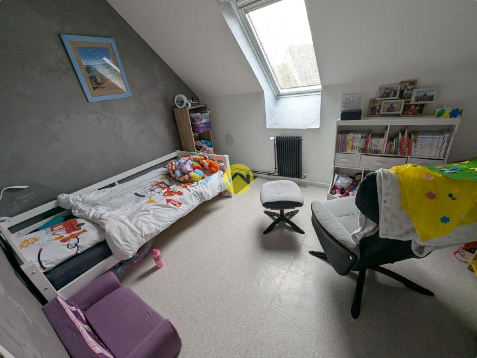 Maison 6 pièces.4 ch.véranda.garage